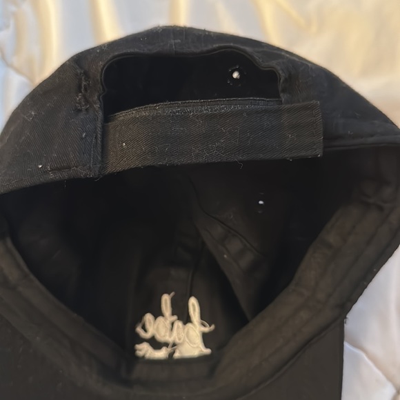 Hat - Picture 2 of 2